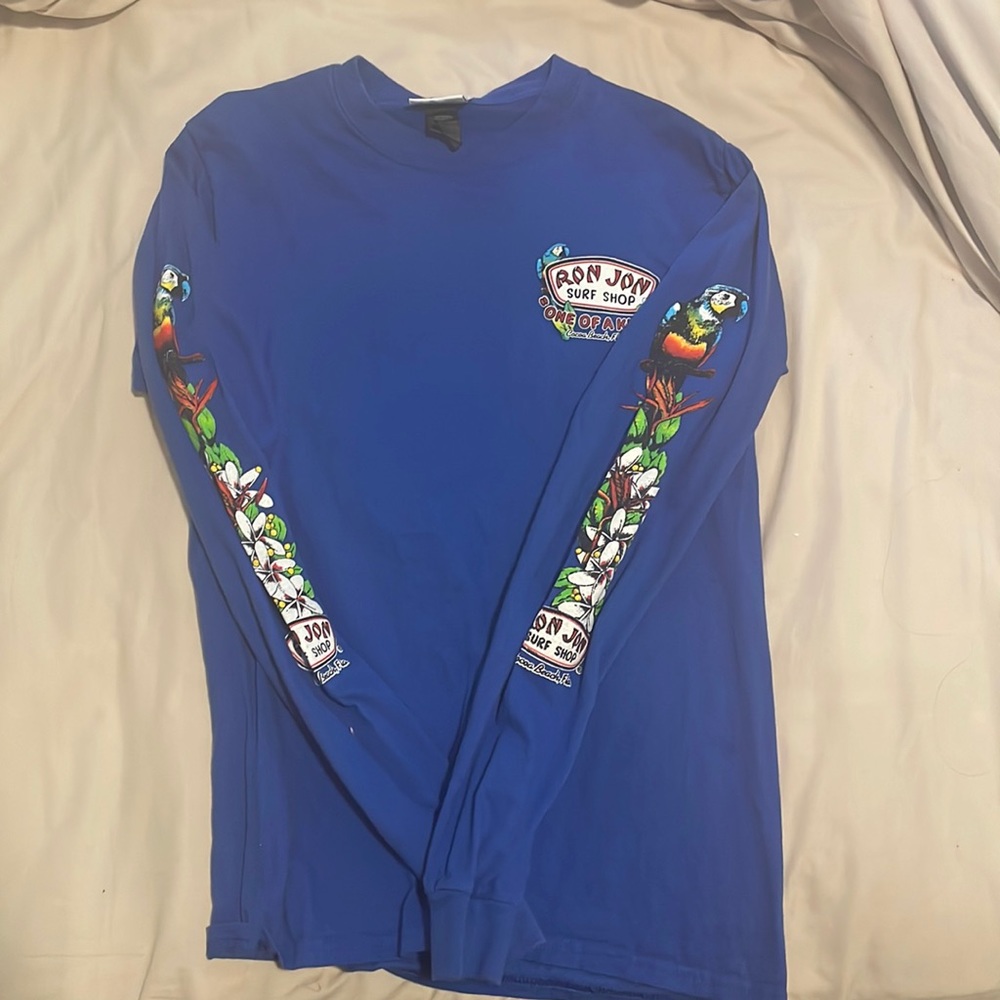 Long sleeve shirt